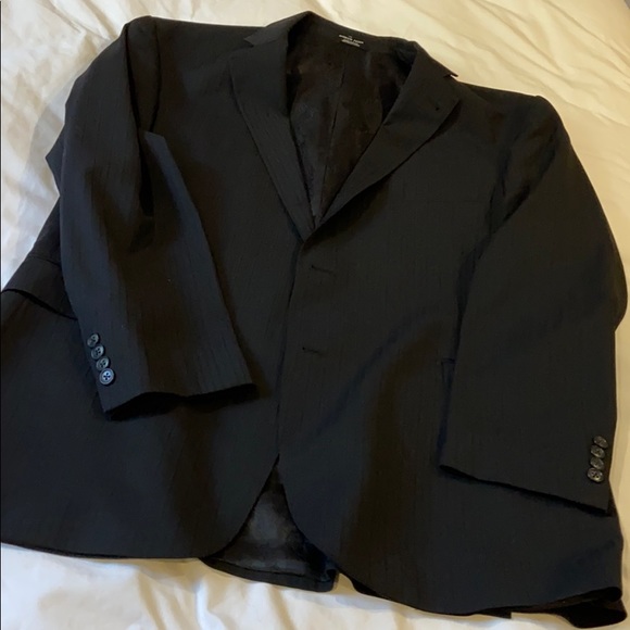 Andrew Fezza men’s black pinstripe suit - Picture 2 of 4